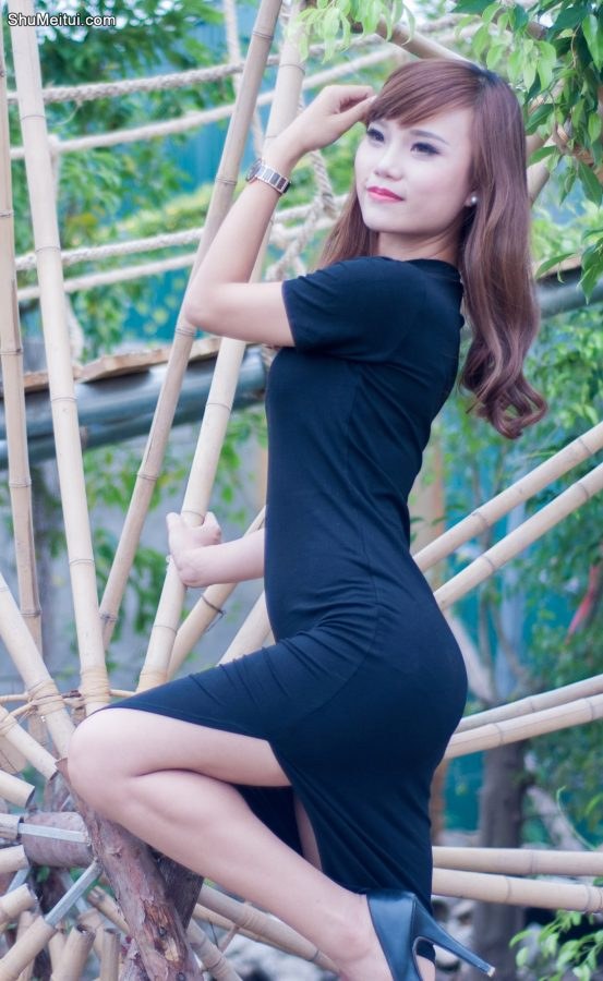 越南妹子黑色性感短裙s身段真是不多见呀[第2张/共13张]